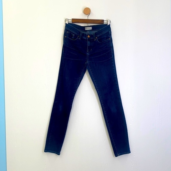 Madewell - Dark Denim Skinny Jeans Size 26 Zipper and Button Closure - Picture 1 of 13